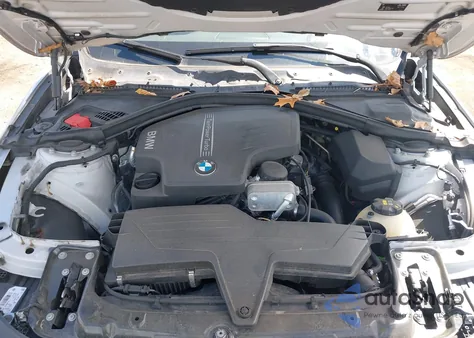 2016 BMW 328I xDrive z USA, uszkodzony, nr VIN WBA8E3C50GK500474